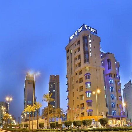 Hotel The Royal Express Sharq Kuwait City Esterno foto