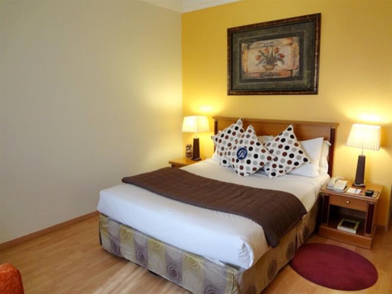 Hotel The Royal Express Sharq Kuwait City Esterno foto