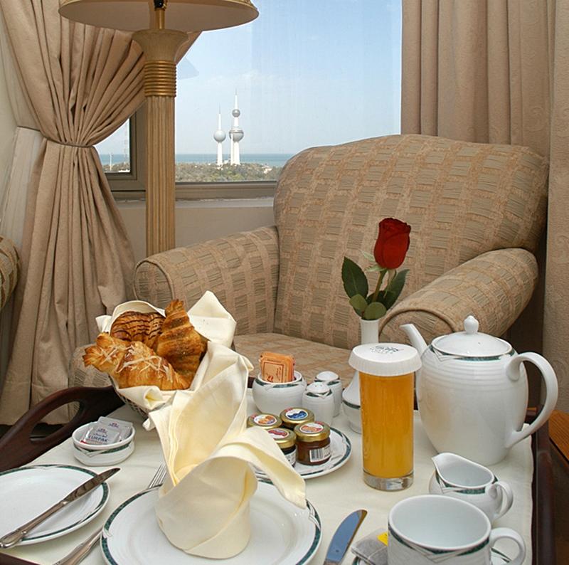 Hotel The Royal Express Sharq Kuwait City Esterno foto