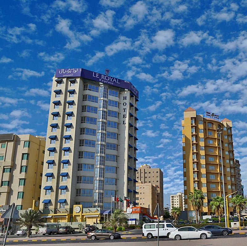 Hotel The Royal Express Sharq Kuwait City Esterno foto